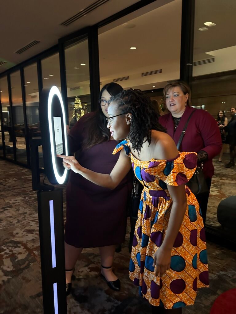 Guests enjoying a Sizzle mobile bar at a private event
